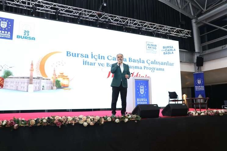 Büyükşehir ailesi iftarda bayramlaştı