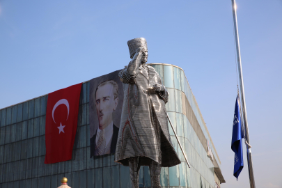 “Kent Meydanı’nda Ata’mızın izi olacak”